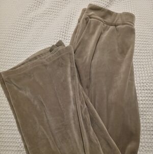 Uniqlo Velour/ Smooth Pants In Cream/Tan- Size L